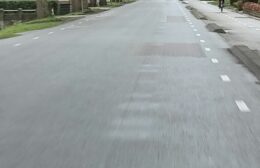 Kilometers lang oliespoor van Nw. Roden naar De Wilp