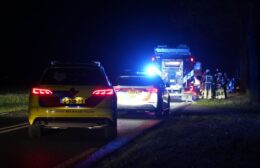 Automobiliste zwaar gewond in Peize Video