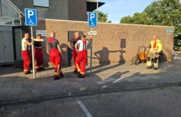 Brandweer gealarmeerd voor vastgelopen lift in Leek
