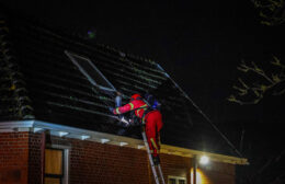 Brandweer Zuidhorn gealarmeerd voor schoorsteenbrand