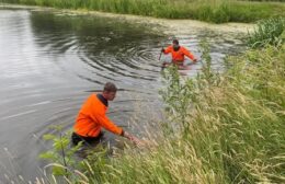 Kinderfiets bij water zorgt voor grote inzet hulpdiensten in Grijpskerk