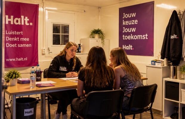 Negentien jongeren naar Halt na Rodermarkt