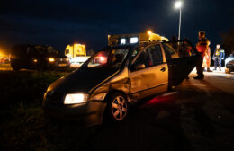 Auto’s botsen op Friesestraatweg bij Noordhorn