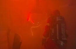 Brandweer Grootegast en Marum oefenen bij Boyemaheerd