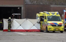 Ernstig ongeval bij grasdrogerij in Oosterwolde Video