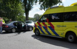 Auto’s botsen bij Huis ter Heide Video