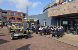 Historische bevrijdingstocht met Harmonie