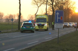 Auto’s botsen op N372 bij Peize