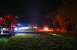 Brandweer Ureterp blust tweetal buitenbranden