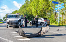 Voorrangsfout leidt tot aanrijding op kruising in Augustinusga