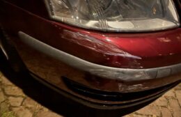 Auto’s botsen in Leek