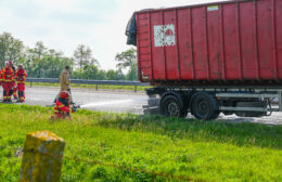 Aanhanger met vuilnis in brand op A7