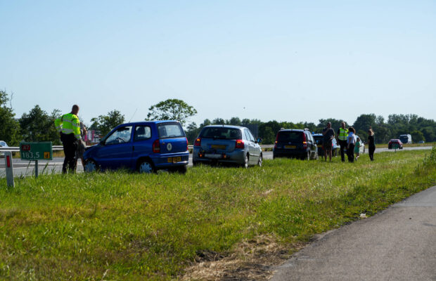 Ongeval met 45km auto op toerit van A7