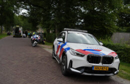 Motorrijder onderuit bij toertocht in Peest