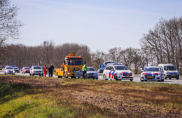 Auto’s botsen op de A7 bij Nuis