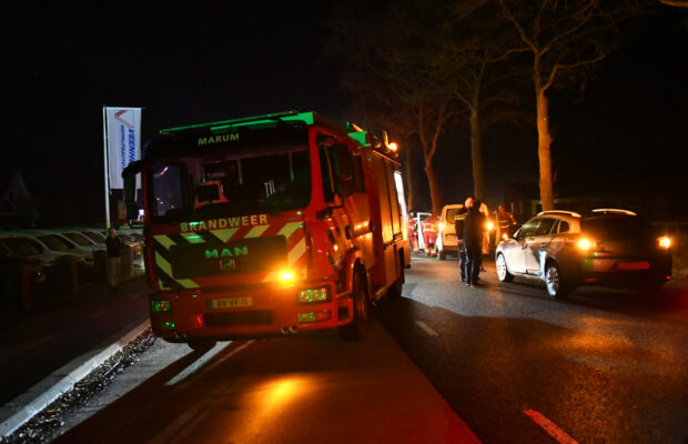 Twee gewonden bij frontale aanrijding op Boerakkerweg Video
