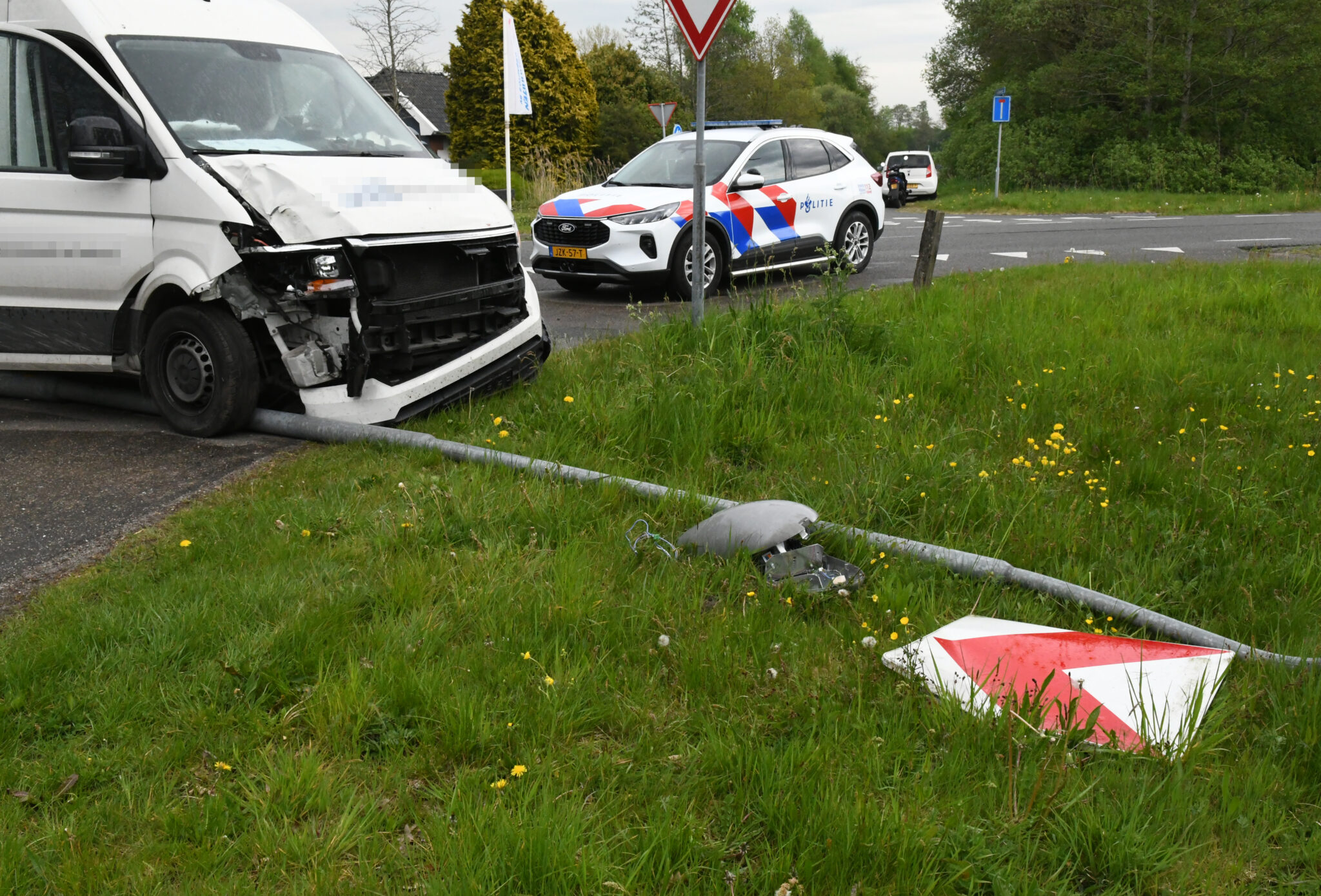 Automobilist valt in slaap op Boerakkerweg
