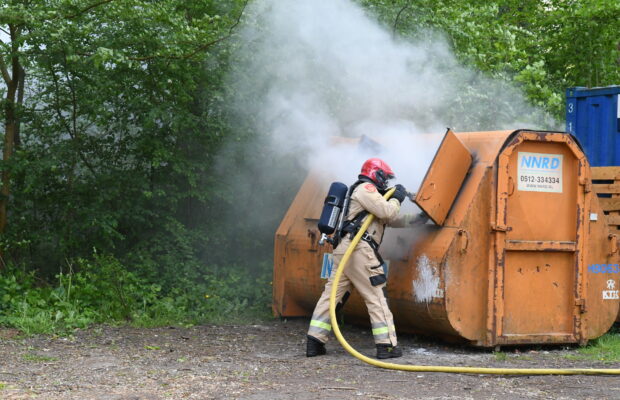 Containerbrand in Marum snel geblust