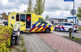 Scooterrijder gewond bij ongeval in Leek