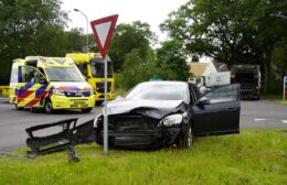 Auto’s in botsing op Noordenveldweg Video