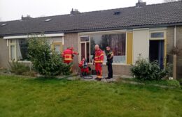 Brandweer Grootegast gealarmeerd voor woningbrand aan de Klinckert