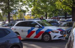 Politie rukt uit voor melding (mogelijk) vuurwapenbezit in Leek
