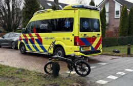 Fatbike en auto botsen in Roden