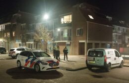 Bewoners bedreigt met wapen bij woningoverval in Roden