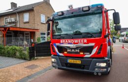 Brandweer Roden blust buitenbrand aan Leeksterweg