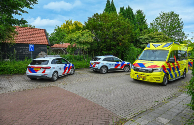 Fietser gewond na aanrijding met auto in Tolbert